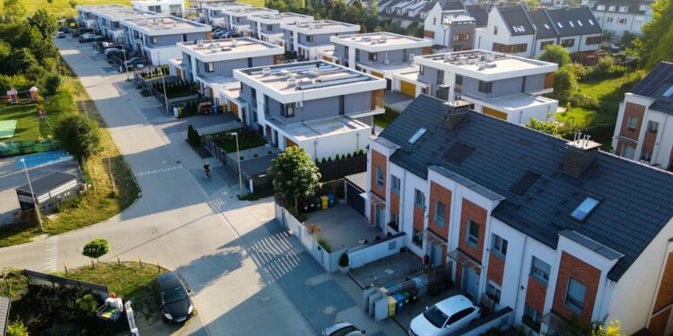Zéro facture d’électricité : un éco-quartier du Jura en première ligne