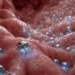 Des microrobots biodégradables entièrement métalliques pou révolutionner l'administration de médicaments et les biopsies