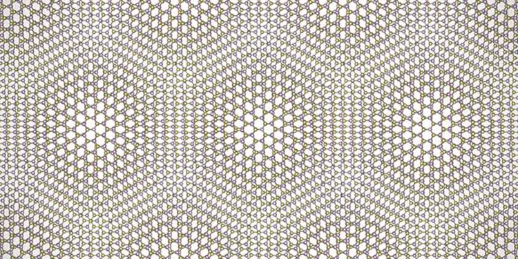 Lorsqu’elles sont empilées les unes sur les autres selon une disposition spécifique, les feuilles de cristaux de ditellurure de molybdène forment la structure réticulaire complexe que l’on voit ci-dessus. Dans une nouvelle étude, des chercheurs en science des matériaux de l’Université de Washington ont utilisé l’intelligence artificielle pour simuler d’énormes empilements de ces feuilles, générant ainsi de nouveaux phénomènes quantiques qui n’apparaissaient pas à plus petite échelle.