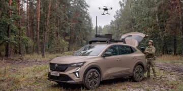 Renault et Thales dévoilent le prototype militaire 4 TROOP à Eurosatory