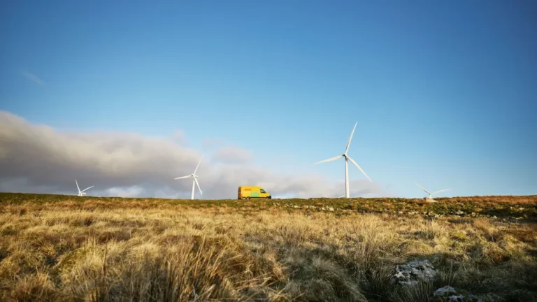 DHL Group projette 3 milliards d'euros dans la logistique énergétique d'ici 2030