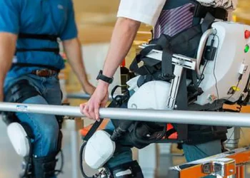 Une thérapie par exosquelette inédite pourrait redéfinir la manière dont les survivants d'AVC réapprennent à marcher