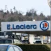 Carburant à prix coûtant chez Leclerc et Intermarché : l’offensive des supermarchés pour alléger le budget des vacanciers