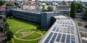 Strasbourg : l'Hôtel d'Alsace se dote d'une centrale photovoltaïque de 130 kWc