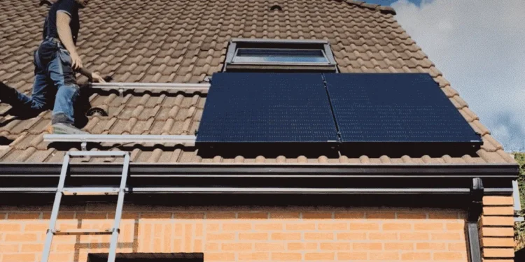 Blular connecte climatisation et solaire sans batterie ni onduleur