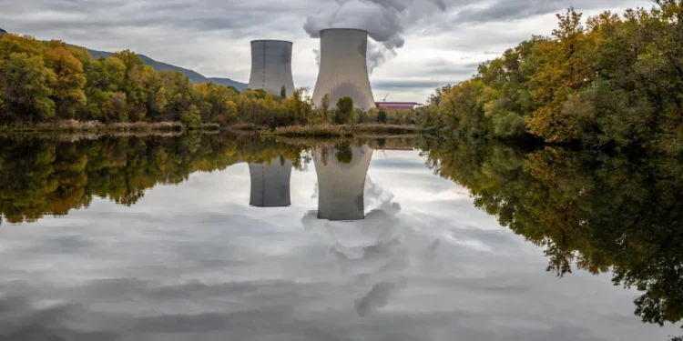 Canicule : l'ASNR desserre temporairement les contraintes thermiques du Bugey