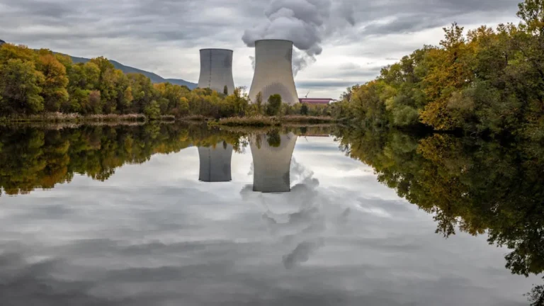 Canicule : l'ASNR desserre temporairement les contraintes thermiques du Bugey