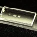Dans cette puce informatique, la mémoire vibre