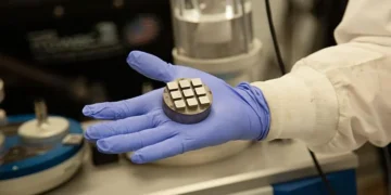 Un laboratoire autonome utilise l'IA pour développer de nouveaux alliages métalliques résistants et imprimables en 3D