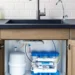 Comparatif des filtres sous évier : quelle solution choisir pour améliorer la qualité de l'eau du robinet ?
