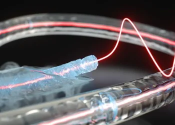Extrêmement froide et très efficace : des scientifiques présentent une nouvelle fibre optique