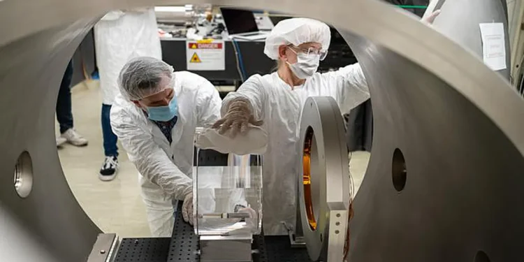 Une nouvelle technique permet à LIGO de voir plus loin dans l'univers lointain
