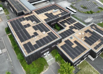 Trente-deux collèges d'Indre-et-Loire équipés de centrales solaires
