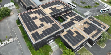 Trente-deux collèges d'Indre-et-Loire équipés de centrales solaires