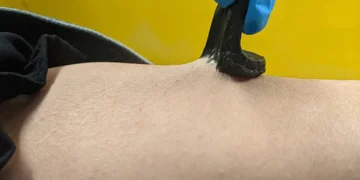 Biocapteurs souples, collants et extensibles : une meilleure connexion