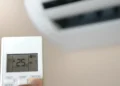 Pourquoi 25,6°C n'est pas le bon réglage de thermostat pour tout le monde pendant une canicule