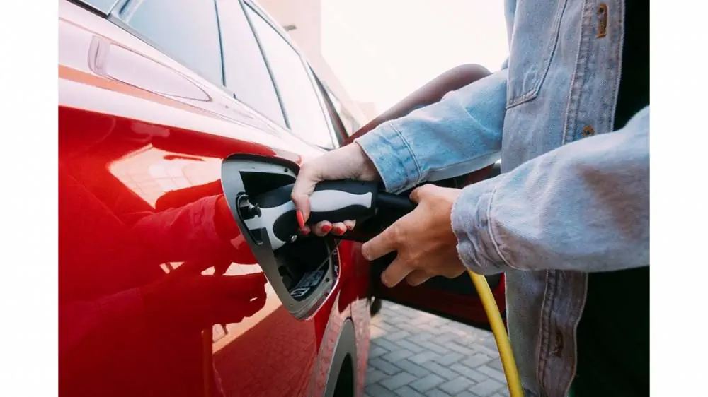 Le prix d'une voiture électrique en France
