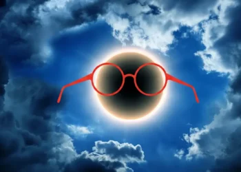 Où acheter des lunettes pour l’éclipse : la course contre la montre a commencé