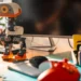 Reachy Mini, le robot de bureau avec lequel Hugging Face veut ouvrir la porte de l’IA physique
