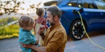 Voiture électrique en famille : ce qui change vraiment au quotidien