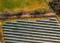 Parc photovoltaïque au sol : ce qu’un bail emphytéotique rapporte réellement au propriétaire foncier