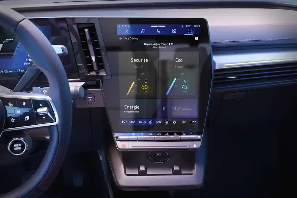 Renault Scénic E-Tech electric : évolutions techniques et autonomie relevée