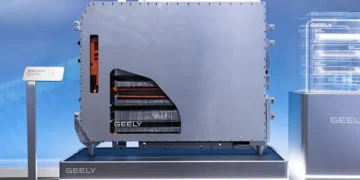 Geely annonce une batterie solide à 500 Wh/kg pour 2027