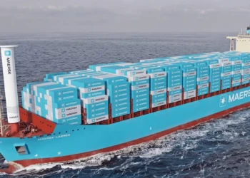 Maersk va installer une voile rotative sur un porte-conteneurs en 2027