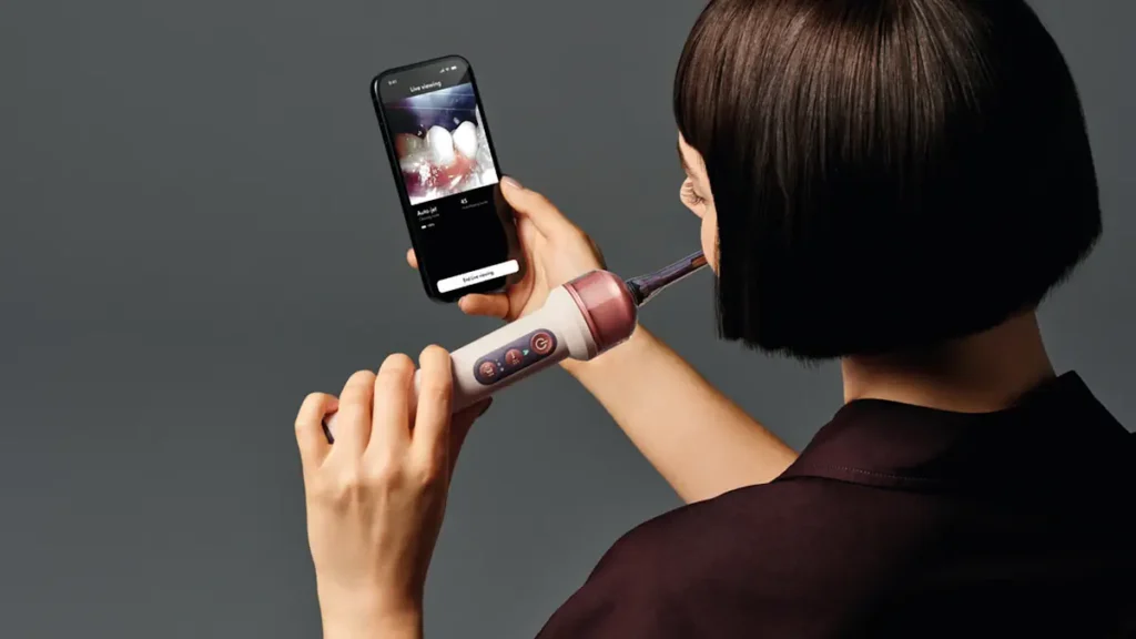 Dyson CameraJet à 479 € : cette brosse à dents voit tout, mais le prix fait mal