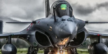 Dassault envoie deux intelligences artificielles souveraines dans le cockpit du Rafale