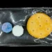 Un capteur à base d'amidon change de couleur pour indiquer l'humidité dans les emballages alimentaires