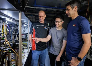 Des scientifiques de Singapour construisent l'horloge atomique la plus précise au monde