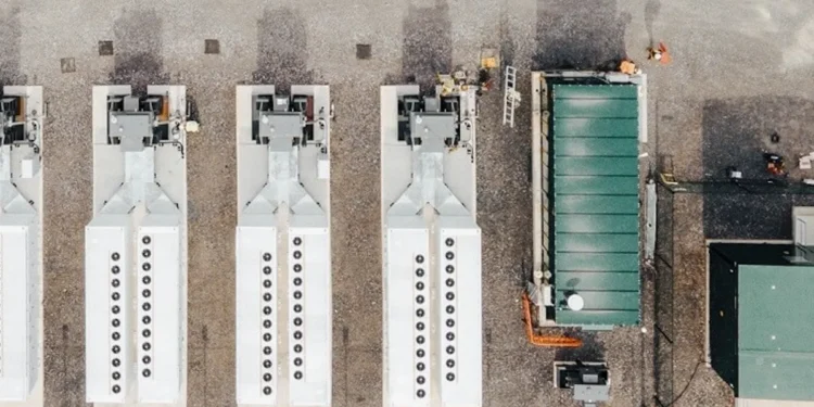 TagEnergy et Banque des Territoires inaugurent une batterie de 240 MW