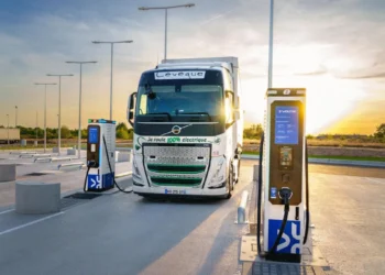 Voltix ouvre à Vierzon la station de recharge pour poids lourds, la plus puissante de France