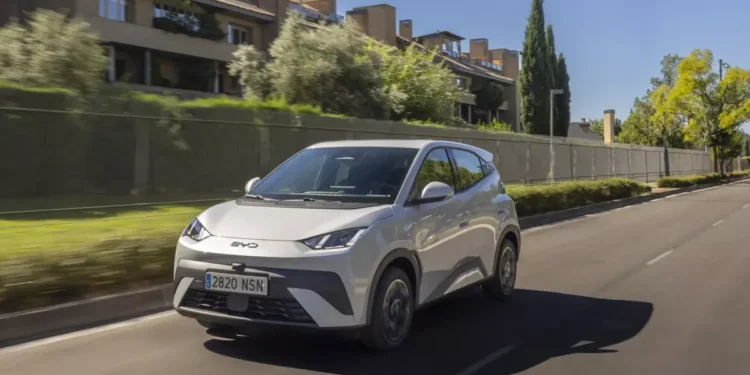 BYD Dolphin Surf gagne une 5e place, mais la transformation majeure reste en Chine