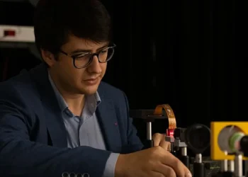 Une nouvelle approche de l'IA durable par le délestage de sa charge de calcul sur la lumière