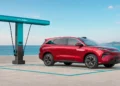 BYD Atto 8 à Paris, le SUV 7 places qui passe de 10 à 70% en cinq minutes mais tait son prix