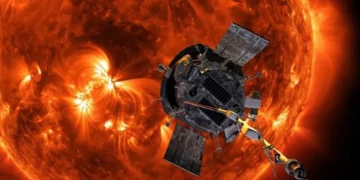 De la structure dans l'instructuré : un nouveau phénomène découvert dans le vent solaire
