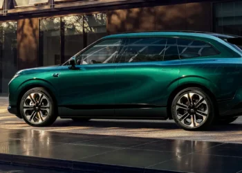 XPENG présente le G9L à Paris, un grand SUV électrique haut de gamme destiné à l’Europe