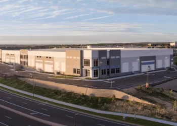 Boom dévoile un cœur de turbine et une Superfactory de 2 GW