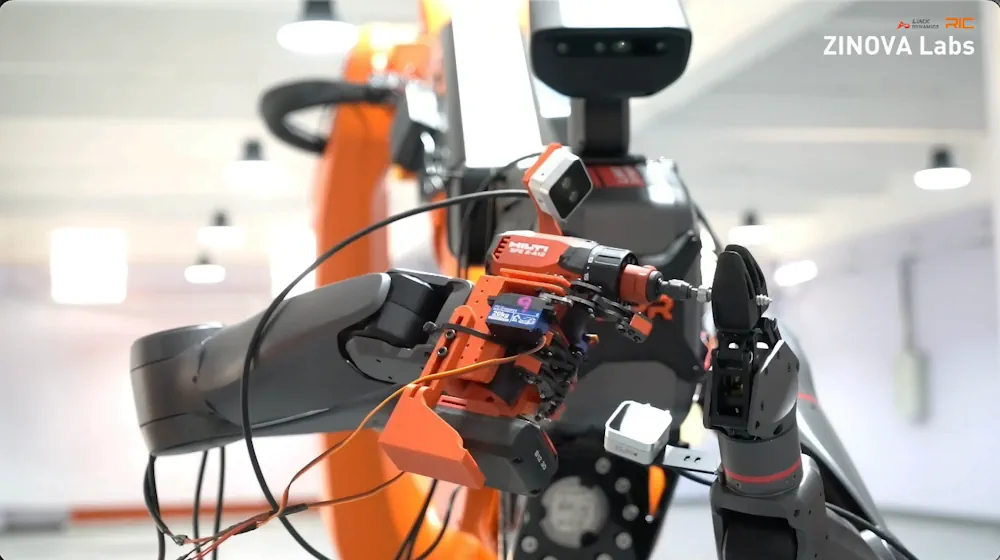 Du coffrage aux armatures : ZINOVA met deux robots à l’épreuve
