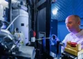 Un microscope de pointe stimule la recherche de l'ORNL sur les matériaux à l'échelle atomique
