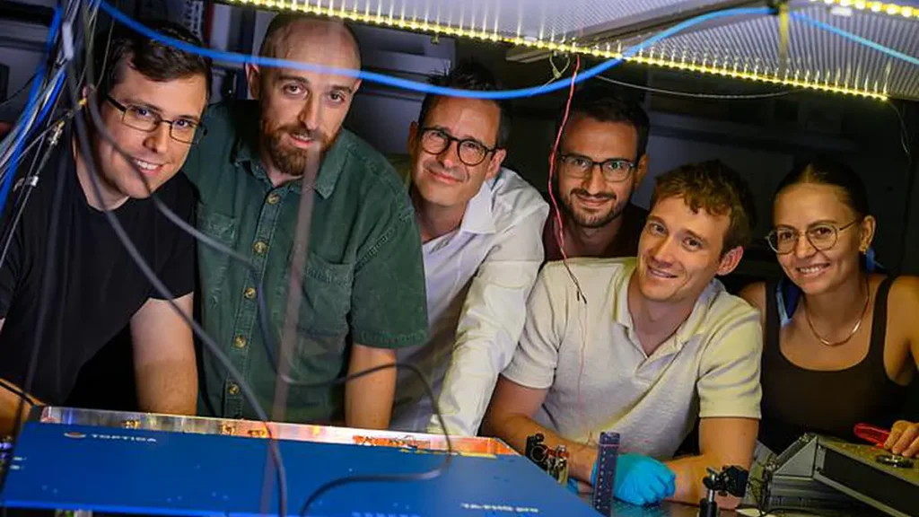 L'équipe de l'Université technique de Vienne (TU Wien) : Thomas Riebner, Luca Toscani de Col, Thorsten Schumm, Fabian Schaden, Felix Schneider, Ira Morawetz (de gauche à droite).