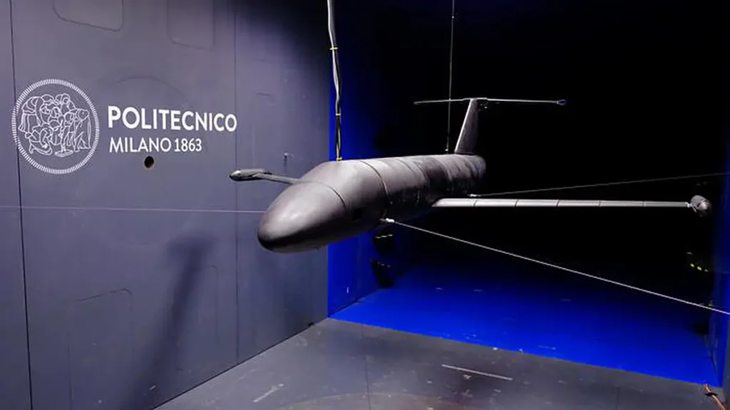 X-DIA est l'un des modèles aéroélastiques utilisés au Politecnico di Milano pour développer et tester de nouvelles technologies de contrôle aéro-servoélastiques.